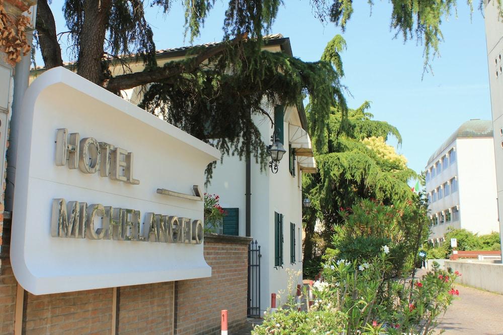 Venice Michelangelo Hotel Mestre Exterior photo